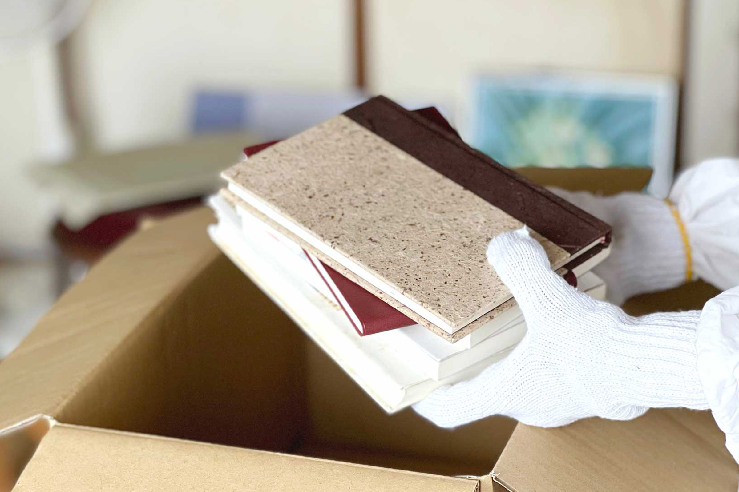 香川県で遺品整理の不用品回収・生前整理の不用品回収のことなら【有限会社平野クリーン】遺品整理の不用品回収専門スタッフが故人様の思い出の品を安心・安全・迅速に片付けのお手伝い。ご遺族のお気持ちの寄り添った誠心誠意な対応をいたします