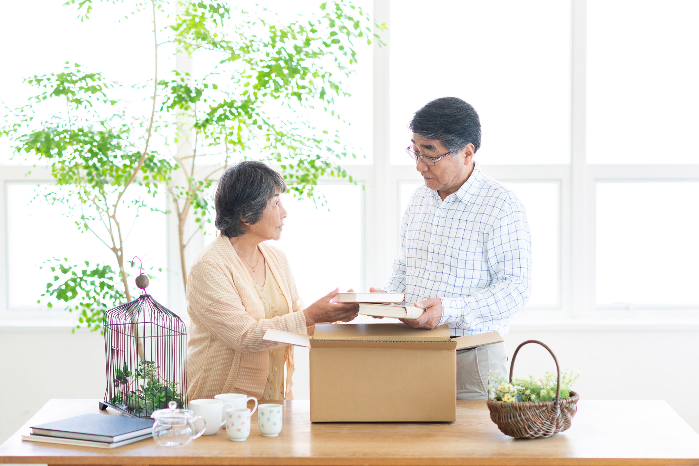 香川県で遺品整理の不用品回収・生前整理の不用品回収のことなら【有限会社平野クリーン】遺品整理の不用品回収専門スタッフが故人様の思い出の品を安心・安全・迅速に片付けのお手伝い。ご遺族のお気持ちの寄り添った誠心誠意な対応をいたします